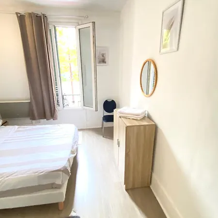 Apartment Balcon De Paris